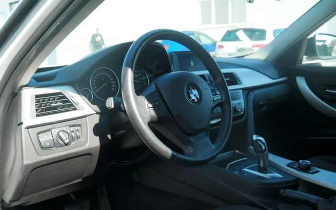 BMW Seria 3 cena 59900 przebieg: 121100, rok produkcji 2018 z Będzin małe 326
